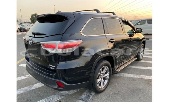 Buy Import Toyota Highlander Black Car in Import - Dubai in Central Buy Import Toyota Highlander Black Car in Import - Dubai in Central
