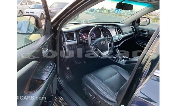 Buy Import Toyota Highlander Black Car in Import - Dubai in Central Buy Import Toyota Highlander Black Car in Import - Dubai in Central