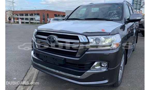Buy Import Toyota Land Cruiser Grey Car in Import - Dubai in Central Buy Import Toyota Land Cruiser Grey Car in Import - Dubai in Central