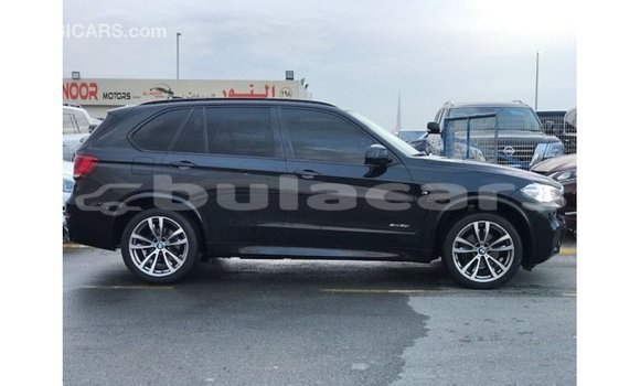 Acheter Import Voiture BMW X5 Noir à Import - Dubai, Central Acheter Import Voiture BMW X5 Noir à Import - Dubai, Central