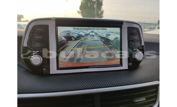 Acheter Import Voiture Hyundai Tucson Rouge à Import - Dubai, Central Acheter Import Voiture Hyundai Tucson Rouge à Import - Dubai, Central