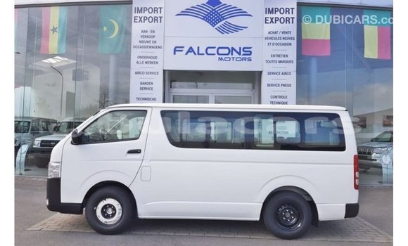 Buy Import Toyota Hiace White Car in Import - Dubai in Central Buy Import Toyota Hiace White Car in Import - Dubai in Central