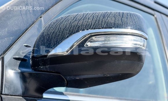 Acheter Import Voiture Toyota Land Cruiser Noir à Import - Dubai, Central Acheter Import Voiture Toyota Land Cruiser Noir à Import - Dubai, Central