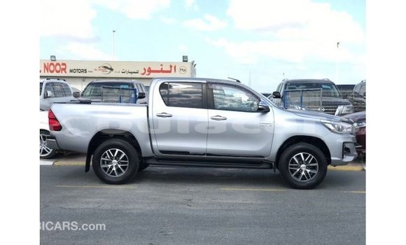 Buy Import Toyota Hilux Grey Car in Import - Dubai in Central Buy Import Toyota Hilux Grey Car in Import - Dubai in Central