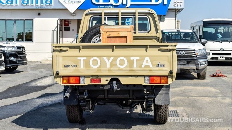 Big with watermark toyota land cruiser central import dubai 6800