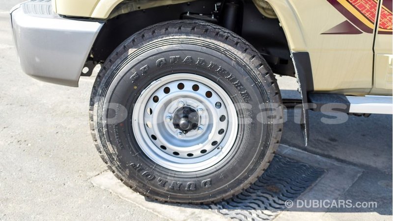 Big with watermark toyota land cruiser central import dubai 6800