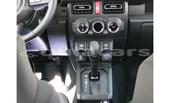 Buy Import Suzuki Jimny Green Car in Import - Dubai in Central Buy Import Suzuki Jimny Green Car in Import - Dubai in Central