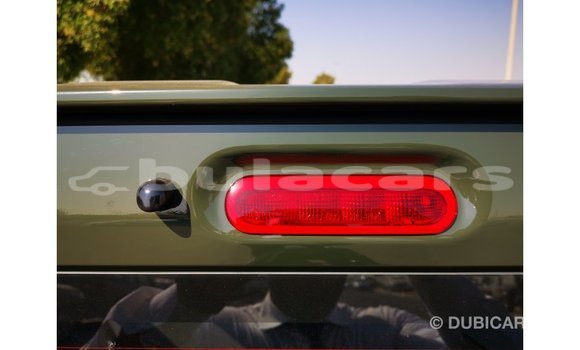 Acheter Import Voiture Suzuki Jimny Vert à Import - Dubai, Central Acheter Import Voiture Suzuki Jimny Vert à Import - Dubai, Central