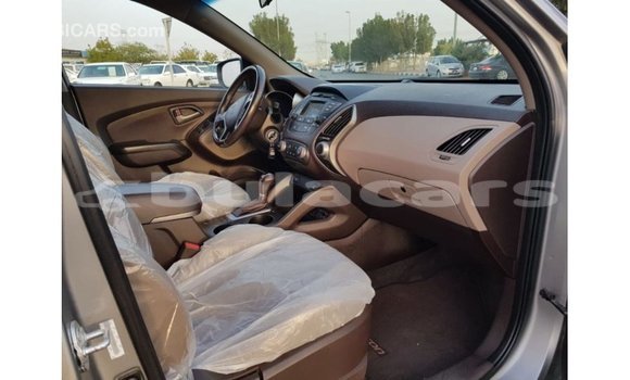 Buy Import Hyundai Tucson Grey Car in Import - Dubai in Central Buy Import Hyundai Tucson Grey Car in Import - Dubai in Central