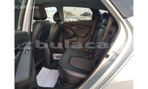 Acheter Import Voiture Hyundai Tucson Gris à Import - Dubai, Central Acheter Import Voiture Hyundai Tucson Gris à Import - Dubai, Central
