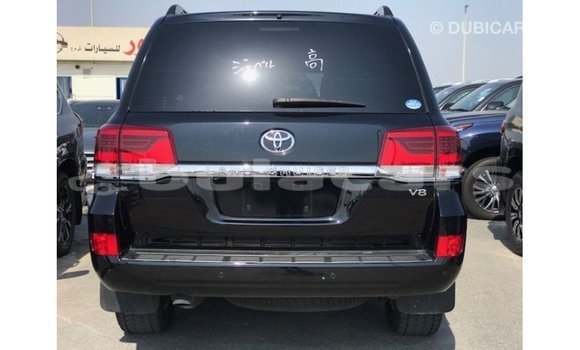 Buy Import Toyota Land Cruiser Black Car in Import - Dubai in Central Buy Import Toyota Land Cruiser Black Car in Import - Dubai in Central