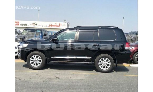 Buy Import Toyota Land Cruiser Black Car in Import - Dubai in Central Buy Import Toyota Land Cruiser Black Car in Import - Dubai in Central