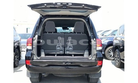 Buy Import Toyota Land Cruiser Black Car in Import - Dubai in Central Buy Import Toyota Land Cruiser Black Car in Import - Dubai in Central