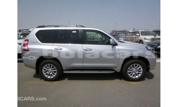 Acheter Import Voiture Toyota Prado Gris à Import - Dubai, Central Acheter Import Voiture Toyota Prado Gris à Import - Dubai, Central