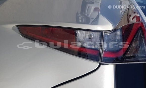 Buy Import Toyota Prius White Car in Import - Dubai in Central Buy Import Toyota Prius White Car in Import - Dubai in Central
