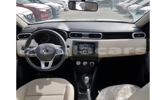 Buy Import Renault 19 Green Car in Import - Dubai in Central Buy Import Renault 19 Green Car in Import - Dubai in Central