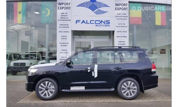 Buy Import Toyota Land Cruiser Black Car in Import - Dubai in Central Buy Import Toyota Land Cruiser Black Car in Import - Dubai in Central