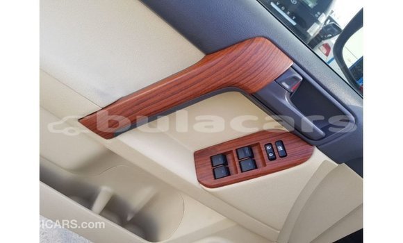 Acheter Import Voiture Toyota Prado Noir à Import - Dubai, Central Acheter Import Voiture Toyota Prado Noir à Import - Dubai, Central