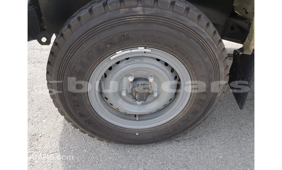 Buy Import Toyota Land Cruiser Beige Car in Import - Dubai in Central Buy Import Toyota Land Cruiser Beige Car in Import - Dubai in Central