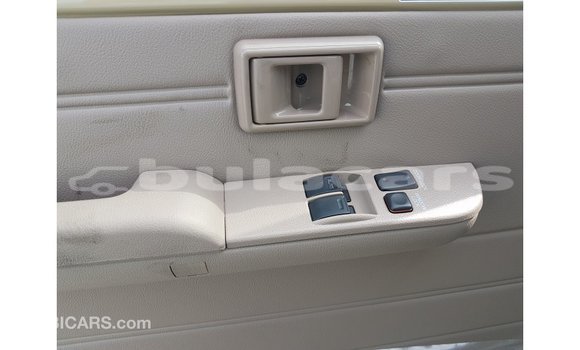 Buy Import Toyota Land Cruiser Beige Car in Import - Dubai in Central Buy Import Toyota Land Cruiser Beige Car in Import - Dubai in Central