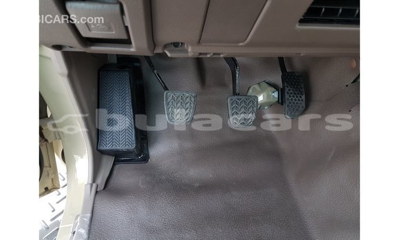 Buy Import Toyota Land Cruiser Beige Car in Import - Dubai in Central Buy Import Toyota Land Cruiser Beige Car in Import - Dubai in Central
