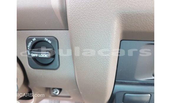 Buy Import Toyota Land Cruiser Beige Car in Import - Dubai in Central Buy Import Toyota Land Cruiser Beige Car in Import - Dubai in Central