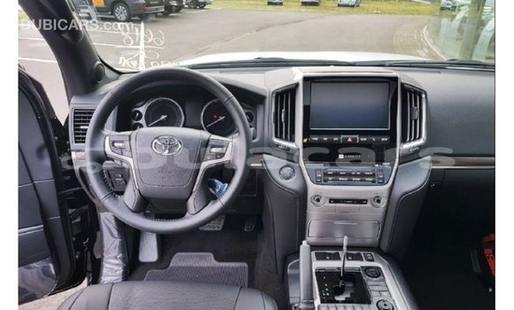 Buy Import Toyota Land Cruiser Black Car in Import - Dubai in Central Buy Import Toyota Land Cruiser Black Car in Import - Dubai in Central