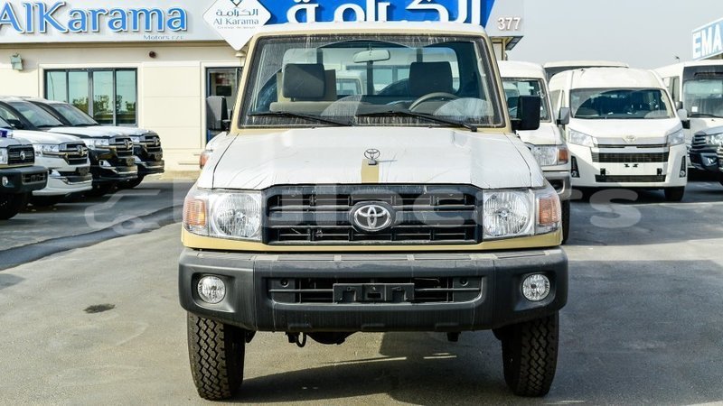 Big with watermark toyota land cruiser central import dubai 6866