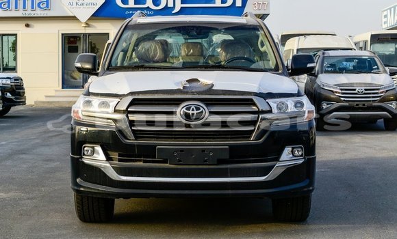 Buy Import Toyota Land Cruiser Black Car in Import - Dubai in Central Buy Import Toyota Land Cruiser Black Car in Import - Dubai in Central