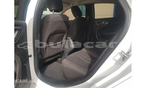 Buy Import Chrysler 200 White Car in Import - Dubai in Central Buy Import Chrysler 200 White Car in Import - Dubai in Central