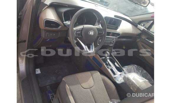 Buy Import Hyundai Santa Fe Other Car in Import - Dubai in Central Buy Import Hyundai Santa Fe Other Car in Import - Dubai in Central