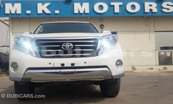 Buy Import Toyota Land Cruiser White Car in Import - Dubai in Central Buy Import Toyota Land Cruiser White Car in Import - Dubai in Central