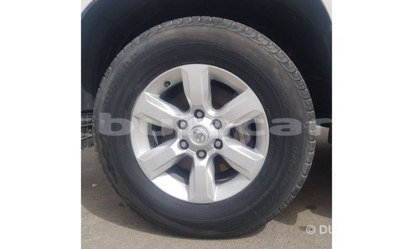 Buy Import Toyota Land Cruiser White Car in Import - Dubai in Central Buy Import Toyota Land Cruiser White Car in Import - Dubai in Central