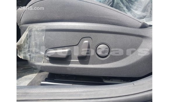 Acheter Import Voiture Kia Cadenza Bleu à Import - Dubai, Central Acheter Import Voiture Kia Cadenza Bleu à Import - Dubai, Central