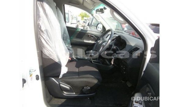 Buy Import Toyota Hilux White Car in Import - Dubai in Central Buy Import Toyota Hilux White Car in Import - Dubai in Central