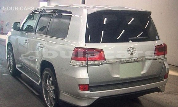 Buy Import Toyota Land Cruiser Grey Car in Import - Dubai in Central Buy Import Toyota Land Cruiser Grey Car in Import - Dubai in Central