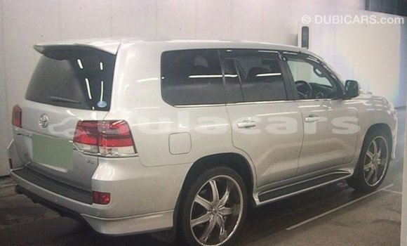 Buy Import Toyota Land Cruiser Grey Car in Import - Dubai in Central Buy Import Toyota Land Cruiser Grey Car in Import - Dubai in Central