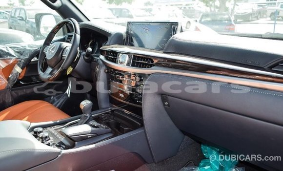 Acheter Import Voiture Lexus LX Blanc à Import - Dubai, Central Acheter Import Voiture Lexus LX Blanc à Import - Dubai, Central