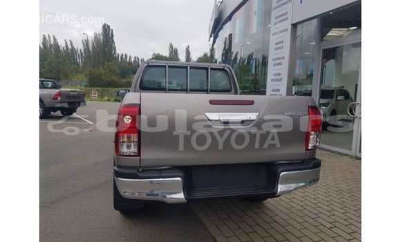 Buy Import Toyota Hilux Grey Car in Import - Dubai in Central Buy Import Toyota Hilux Grey Car in Import - Dubai in Central