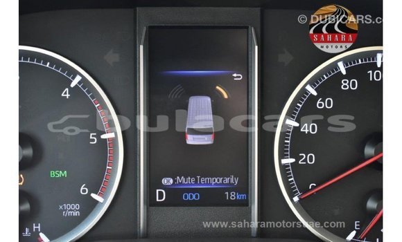 Acheter Import Voiture Toyota Granvia Blanc à Import - Dubai, Central Acheter Import Voiture Toyota Granvia Blanc à Import - Dubai, Central