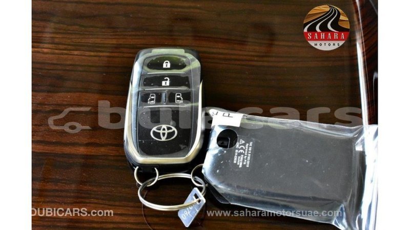 Big with watermark toyota granvia central import dubai 6956