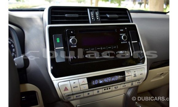 Acheter Import Voiture Toyota Prado Noir à Import - Dubai, Central Acheter Import Voiture Toyota Prado Noir à Import - Dubai, Central