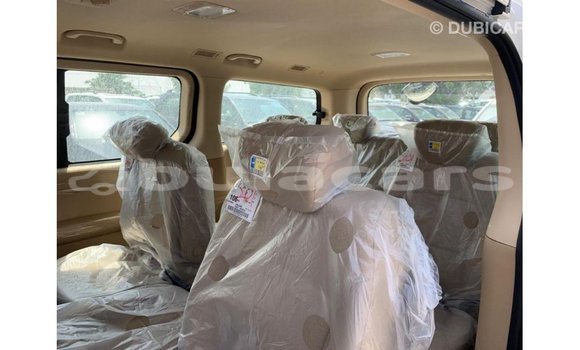 Acheter Import Voiture Hyundai Accent Blanc à Import - Dubai, Central Acheter Import Voiture Hyundai Accent Blanc à Import - Dubai, Central