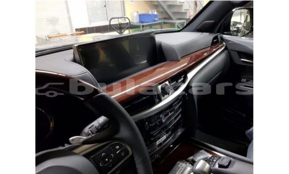 Buy Import Lexus LX White Car in Import - Dubai in Central Buy Import Lexus LX White Car in Import - Dubai in Central
