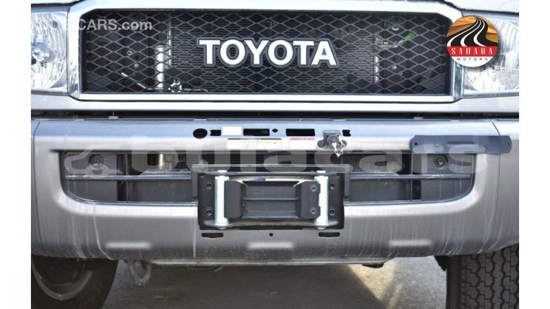 Big with watermark toyota land cruiser central import dubai 6972