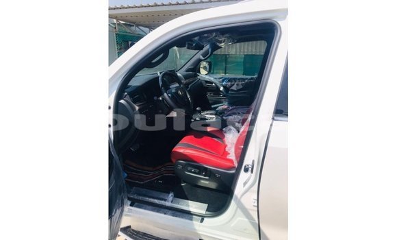 Buy Import Lexus LX White Car in Import - Dubai in Central Buy Import Lexus LX White Car in Import - Dubai in Central