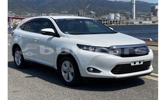 Buy Import Toyota Harrier White Car in Import - Dubai in Central Buy Import Toyota Harrier White Car in Import - Dubai in Central