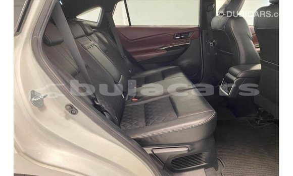 Buy Import Toyota Harrier White Car in Import - Dubai in Central Buy Import Toyota Harrier White Car in Import - Dubai in Central