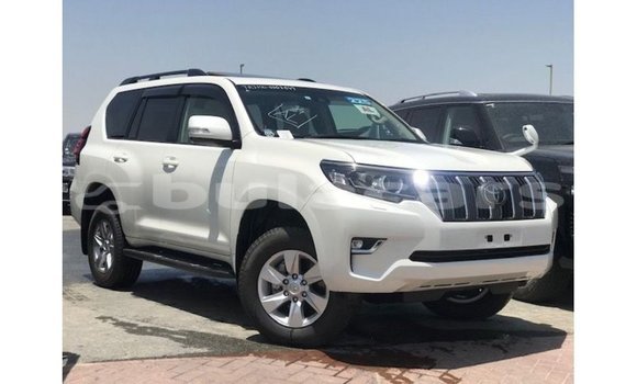 Buy Import Toyota Prado White Car in Import - Dubai in Central Buy Import Toyota Prado White Car in Import - Dubai in Central