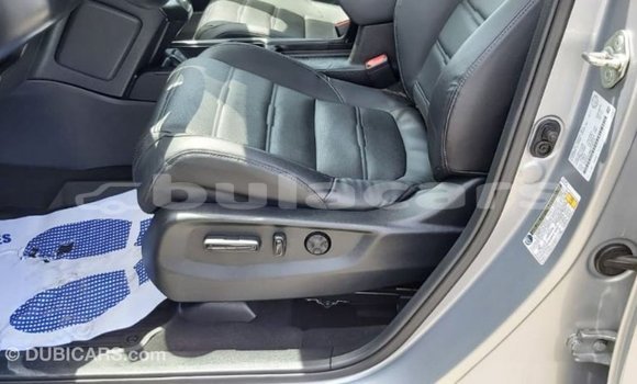 Acheter Import Voiture Honda CRV Gris à Import - Dubai, Central Acheter Import Voiture Honda CRV Gris à Import - Dubai, Central